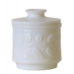 BOITE OEUF OPALINE 70's