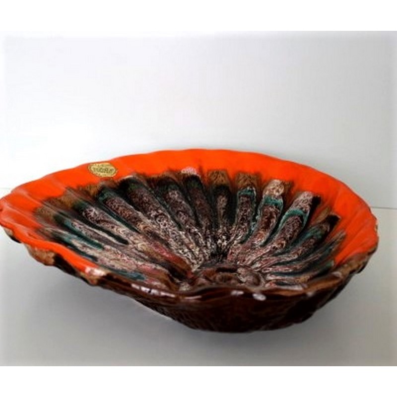 Grand plat en forme de coquillage argenté