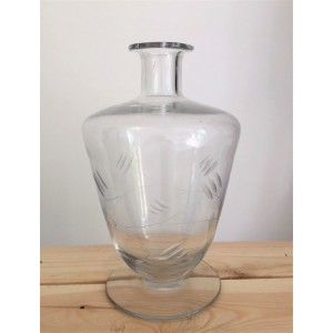 Ancienne carafe en verre...