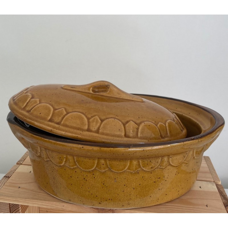Ancienne Terrine avec son couvercle en terre cuite vernissée avec décor