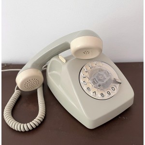 Téléphone vintage POST...