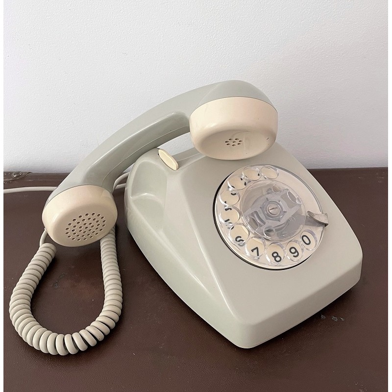 Téléphone vintage à cadran POST DeTeWe, coloris gris et jaune crème